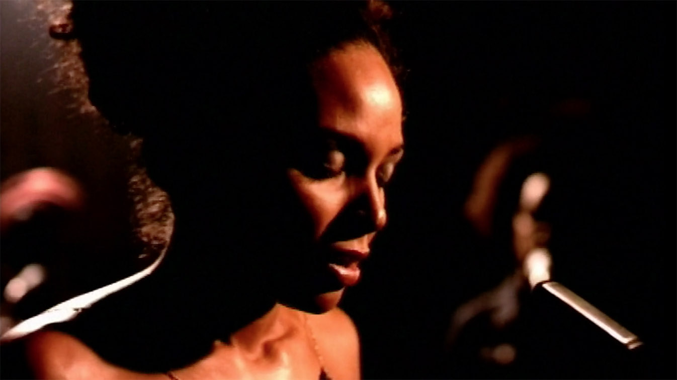 JOY DENALANE ` Geh´Jetzt´ - Max Herre